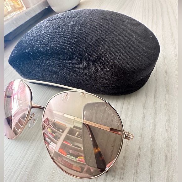 TOM FORD Sunglasses - Picture 10 of 10